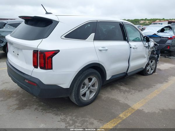 2023 KIA SORENTO LX