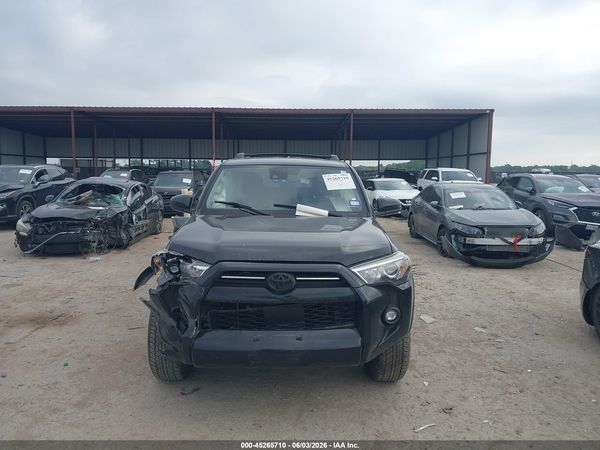 2023 TOYOTA 4RUNNER SR5