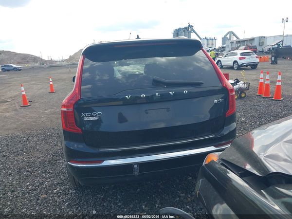 2023 VOLVO XC90 B5 PLUS