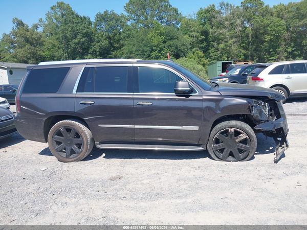 2018 CADILLAC ESCALADE LUXURY