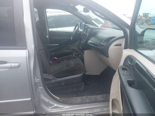 2016 DODGE GRAND CARAVAN SE PLUS — I5