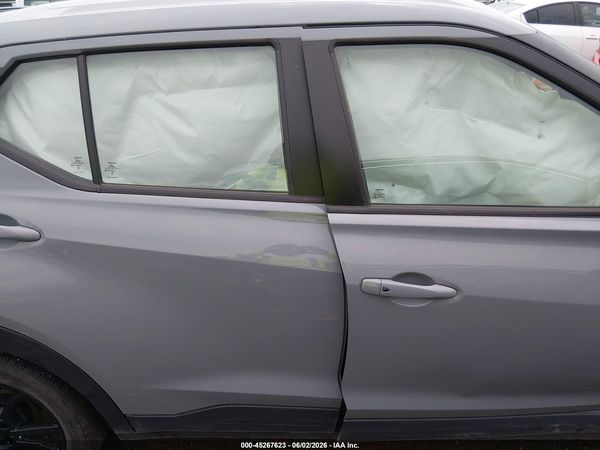 2023 NISSAN KICKS SV XTRONIC CVT — I116
