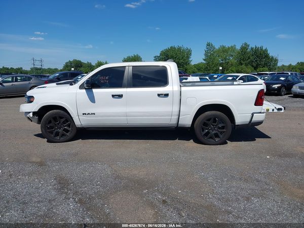2025 RAM 1500 LARAMIE  4X4 5'7 BOX