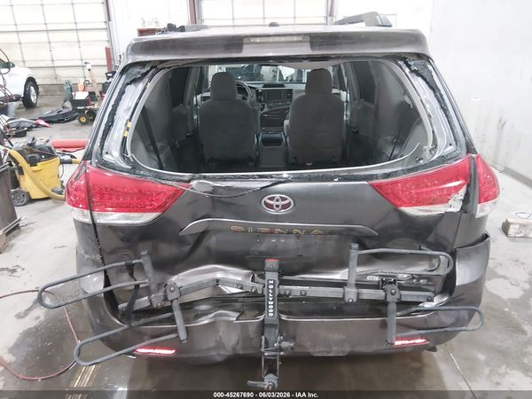 2012 TOYOTA SIENNA LE V6 8 PASSENGER