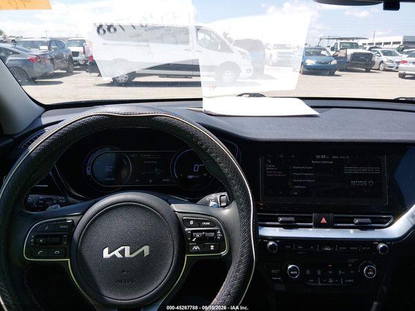 2022 KIA NIRO EV EX