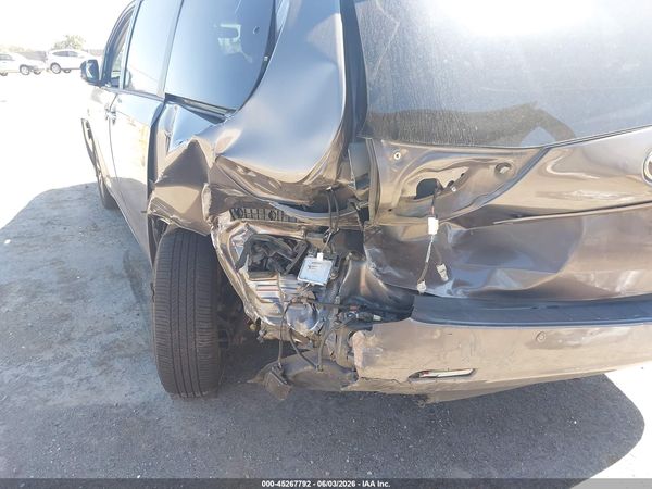2014 TOYOTA SIENNA XLE 7 PASSENGER