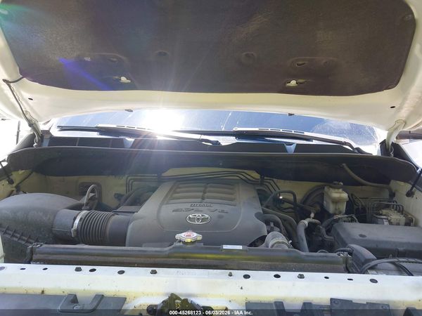 2018 TOYOTA TUNDRA SR5 5.7L V8