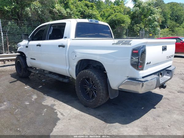 2018 TOYOTA TUNDRA SR5 5.7L V8