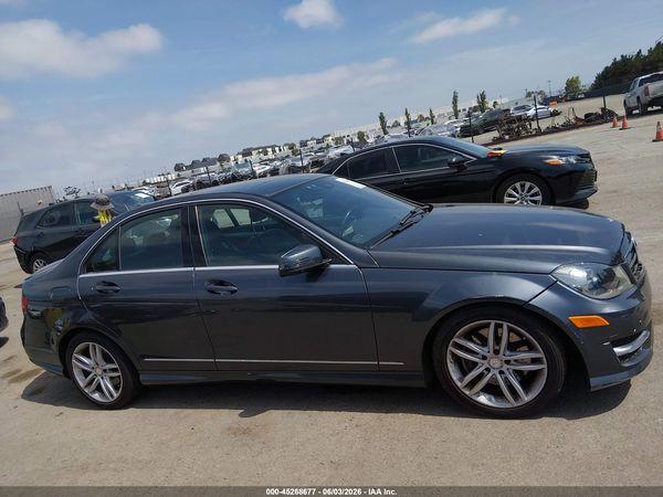 2013 MERCEDES-BENZ C 300 SPORT 4MATIC