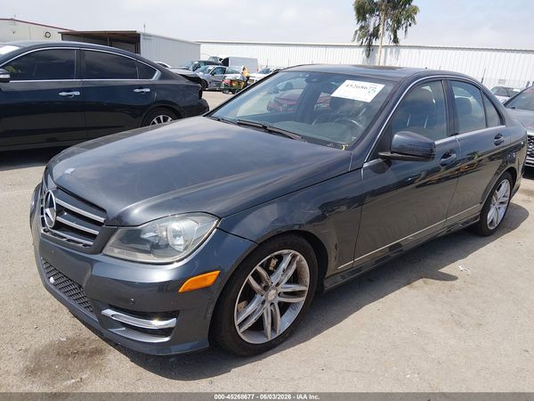 2013 MERCEDES-BENZ C 300 SPORT 4MATIC