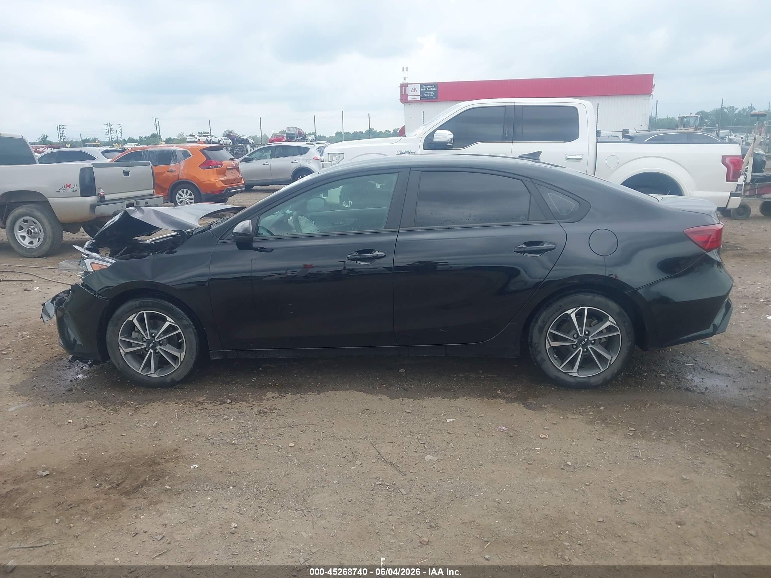 2022 KIA FORTE LXS