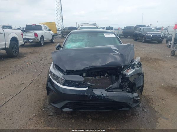 2022 KIA FORTE LXS