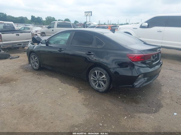 2022 KIA FORTE LXS