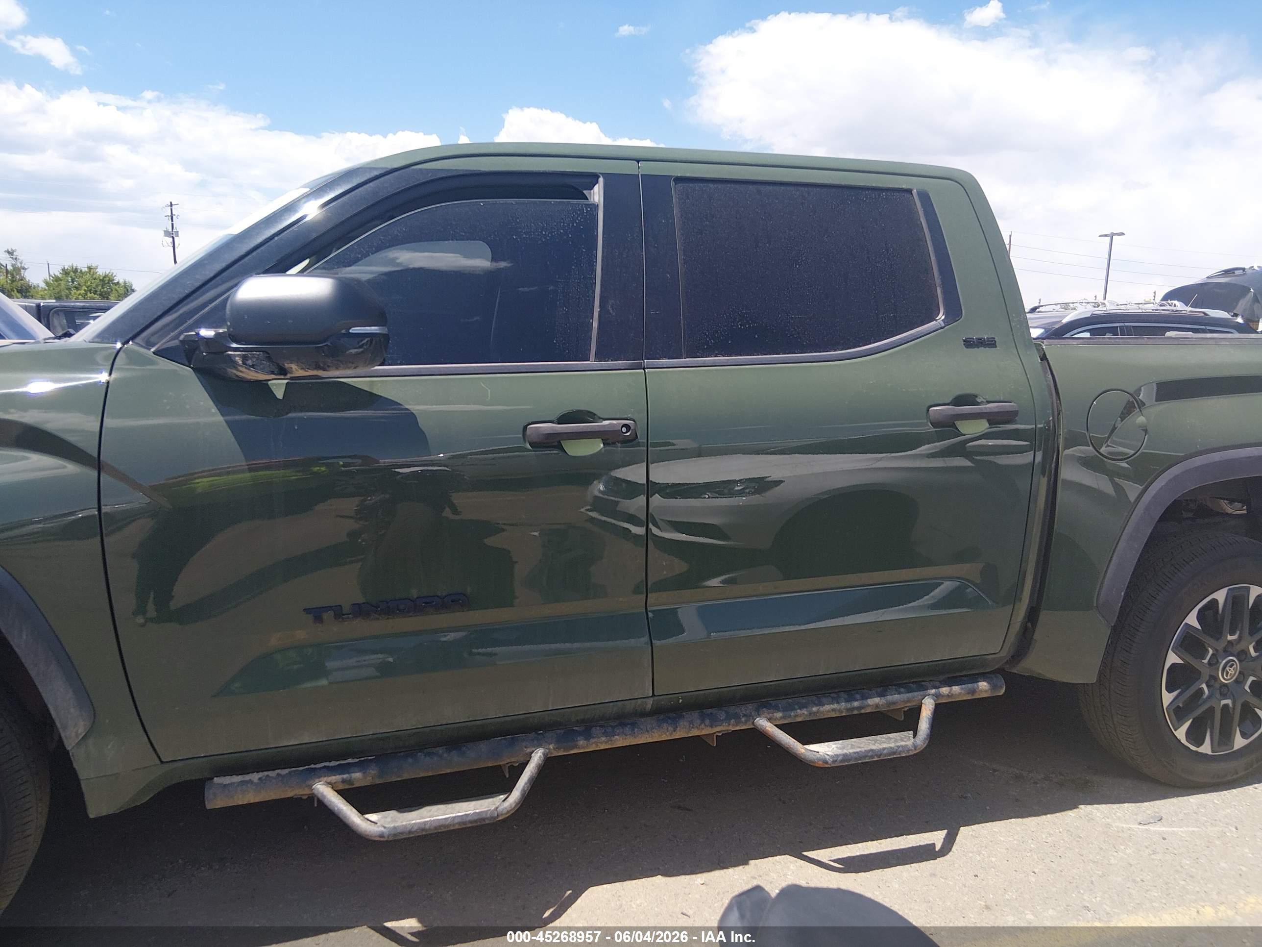 2022 TOYOTA TUNDRA SR5