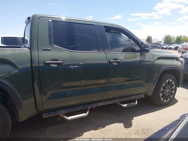 2022 TOYOTA TUNDRA SR5