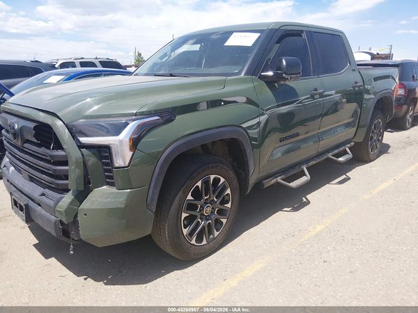 2022 TOYOTA TUNDRA SR5