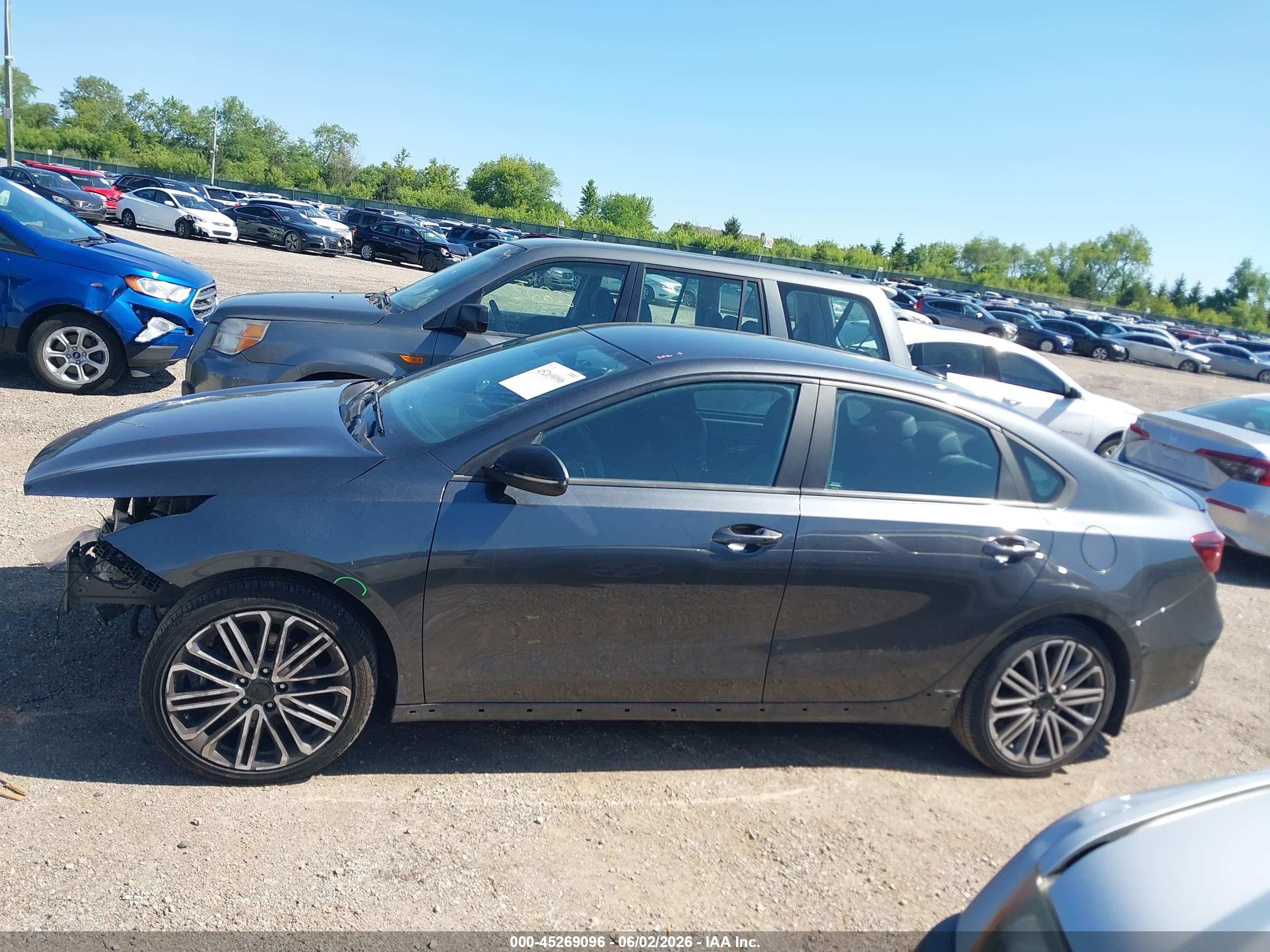 2022 KIA FORTE GT
