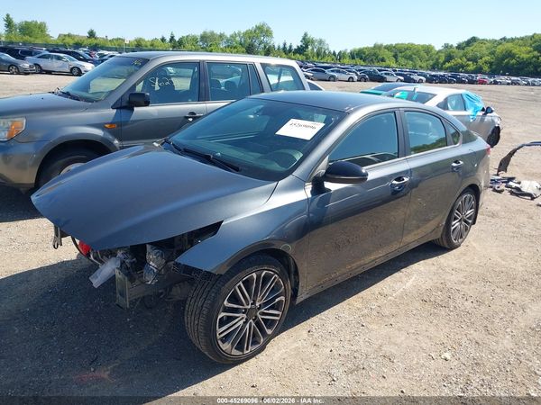 2022 KIA FORTE GT