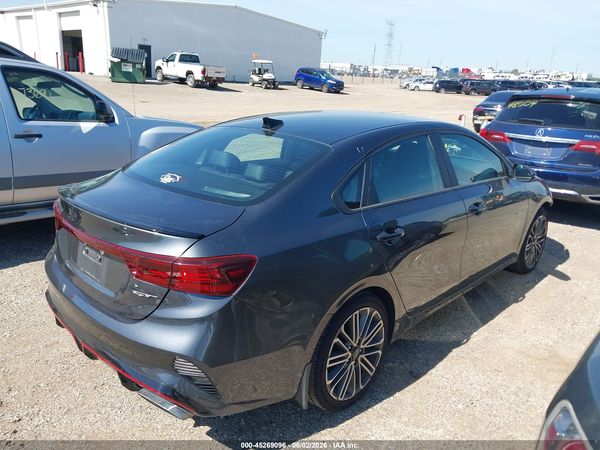 2022 KIA FORTE GT