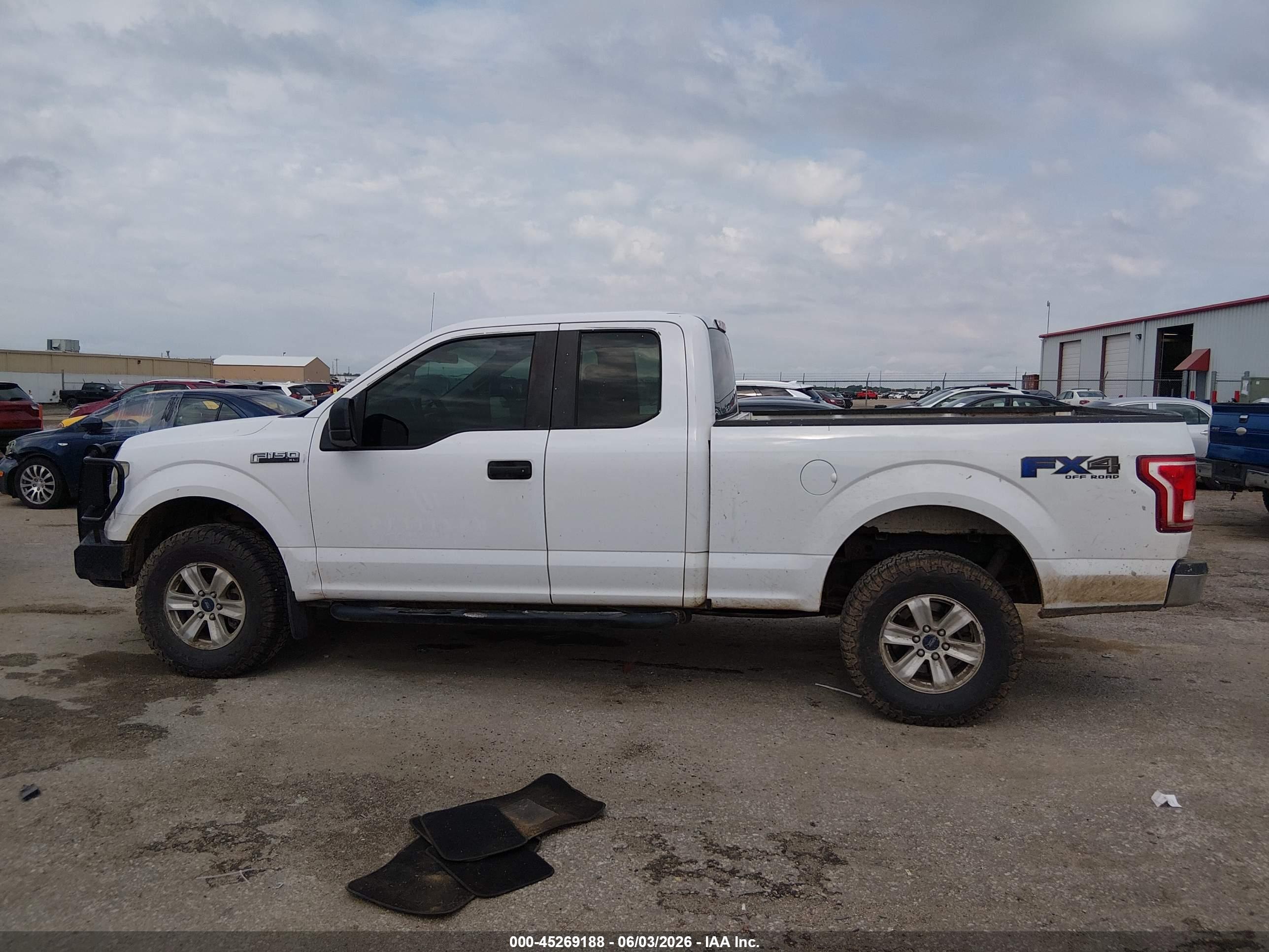 2017 FORD F-150 XL