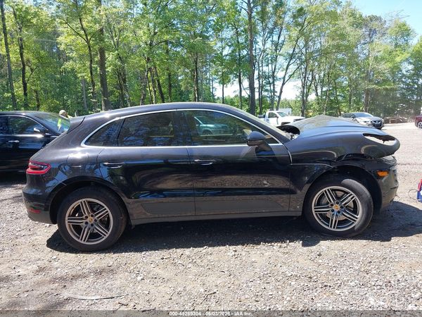 2015 PORSCHE MACAN S