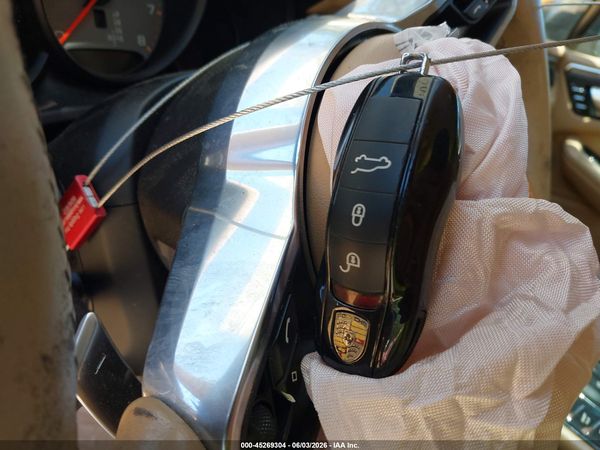 2015 PORSCHE MACAN S
