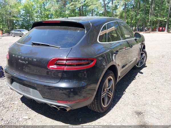 2015 PORSCHE MACAN S