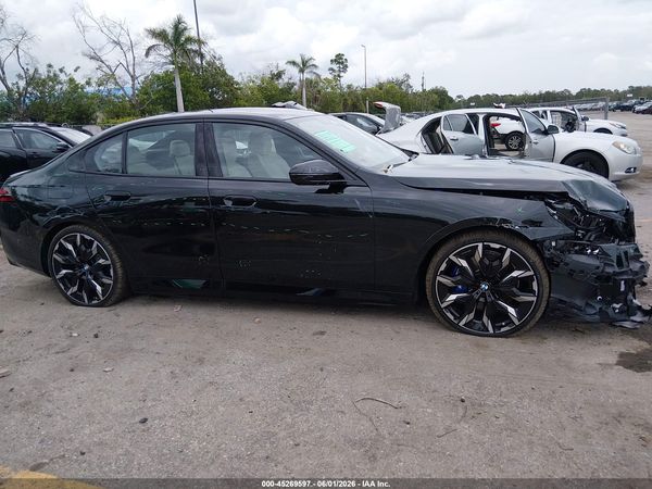 2026 BMW 550E XDRIVE