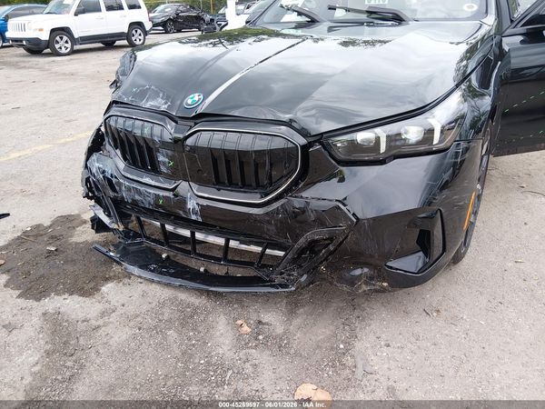 2026 BMW 550E XDRIVE