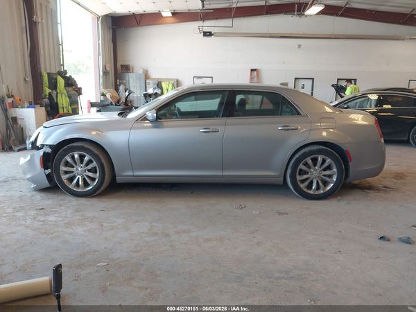 2015 CHRYSLER 300