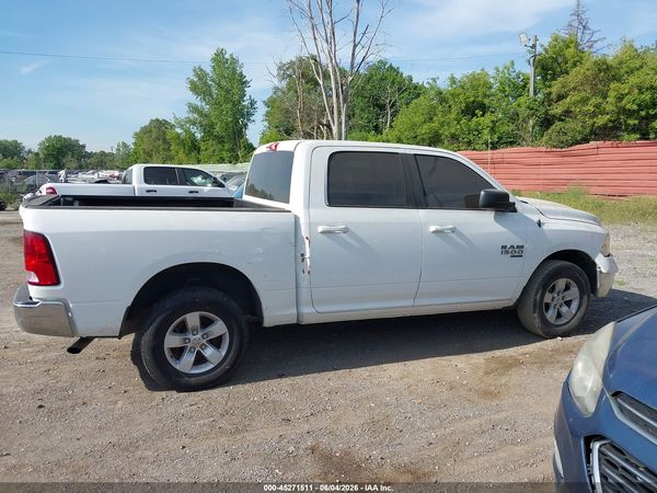 2021 RAM 1500 CLASSIC SLT  4X4 5'7 BOX