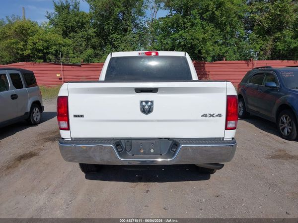 2021 RAM 1500 CLASSIC SLT  4X4 5'7 BOX