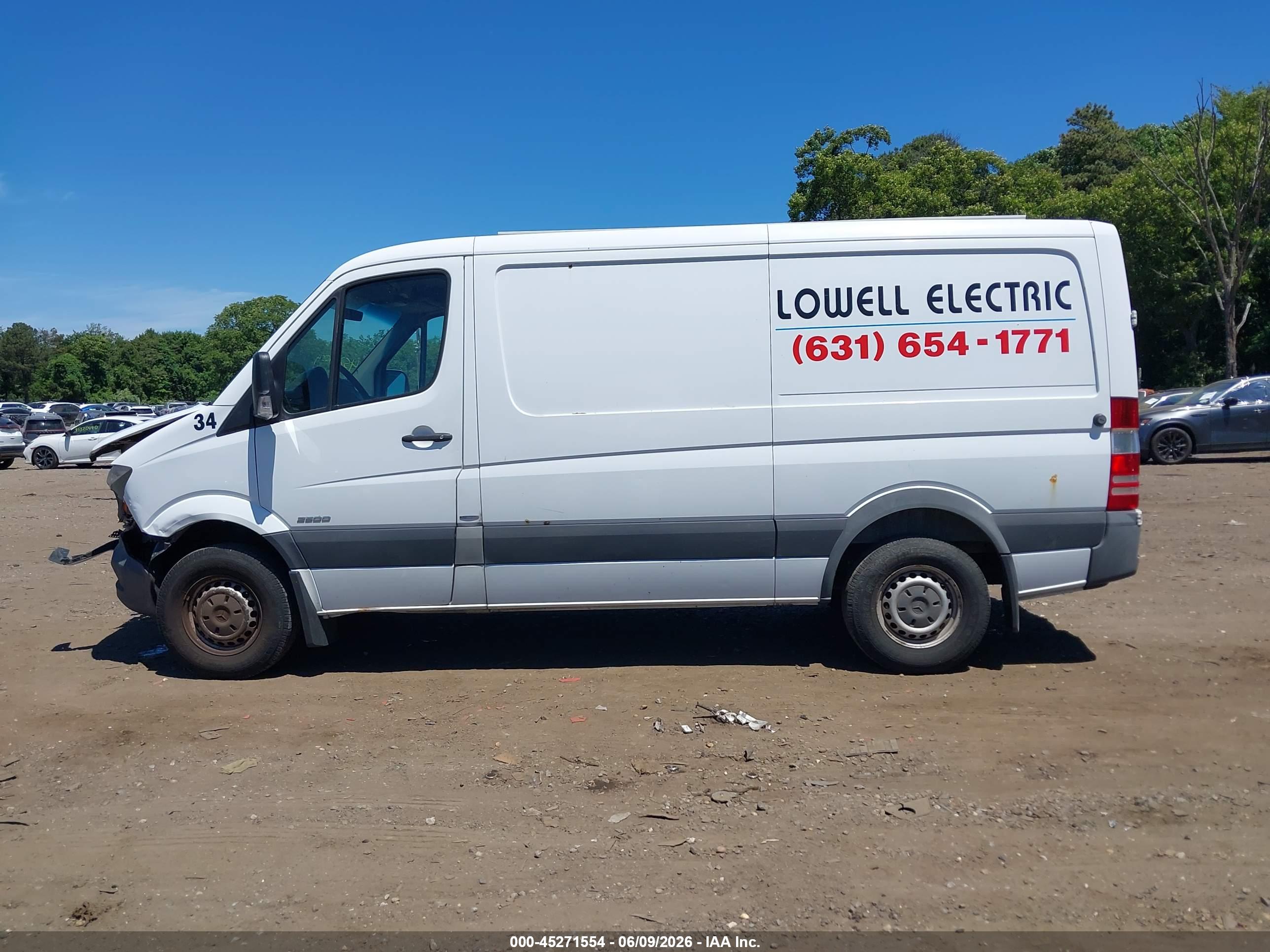 2014 MERCEDES-BENZ SPRINTER 2500 NORMAL ROOF