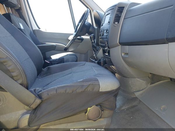 2014 MERCEDES-BENZ SPRINTER 2500 NORMAL ROOF