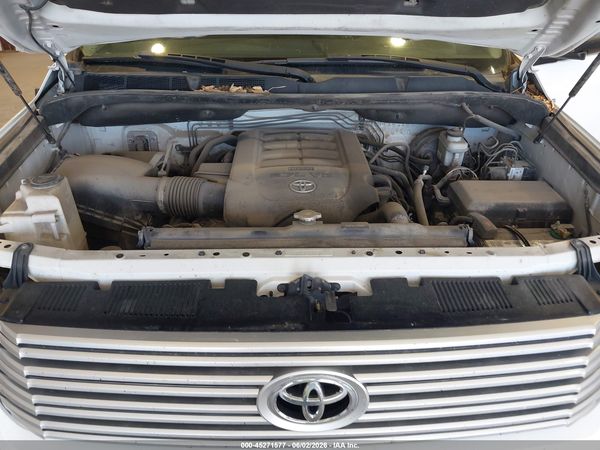 2016 TOYOTA TUNDRA PLATINUM 5.7L V8