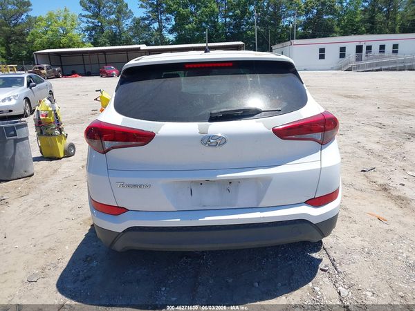 2018 HYUNDAI TUCSON SE