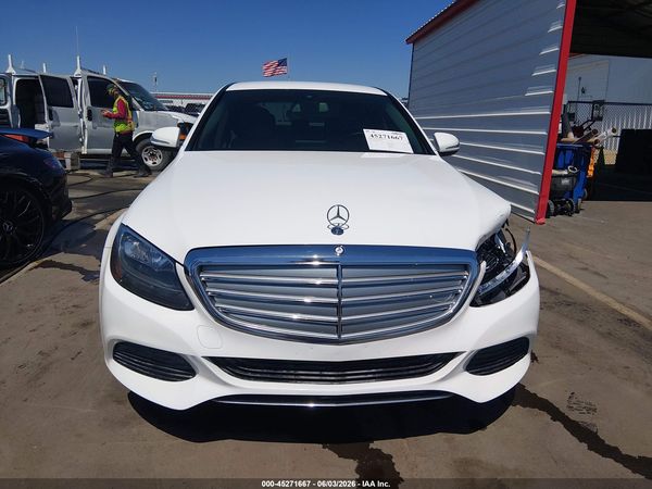 2015 MERCEDES-BENZ C 300 LUXURY 4MATIC
