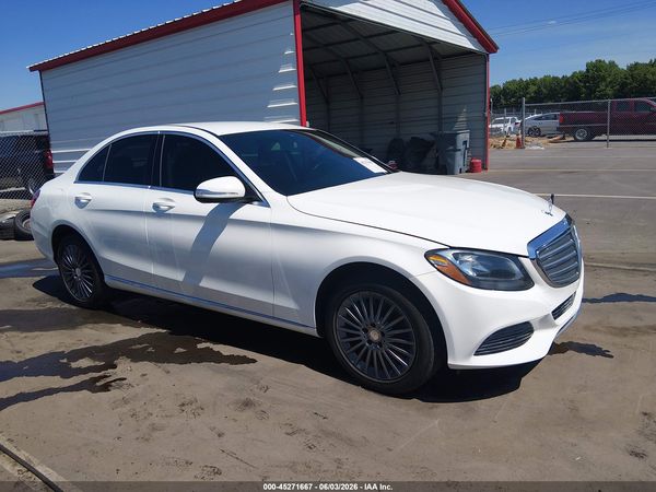 2015 MERCEDES-BENZ C 300 LUXURY 4MATIC