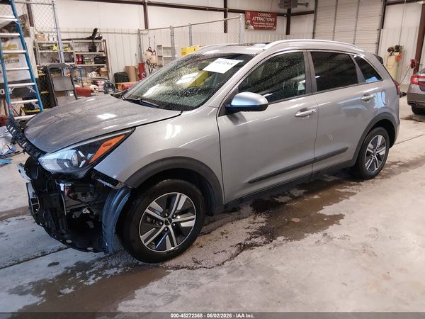 2022 KIA NIRO LXS SE