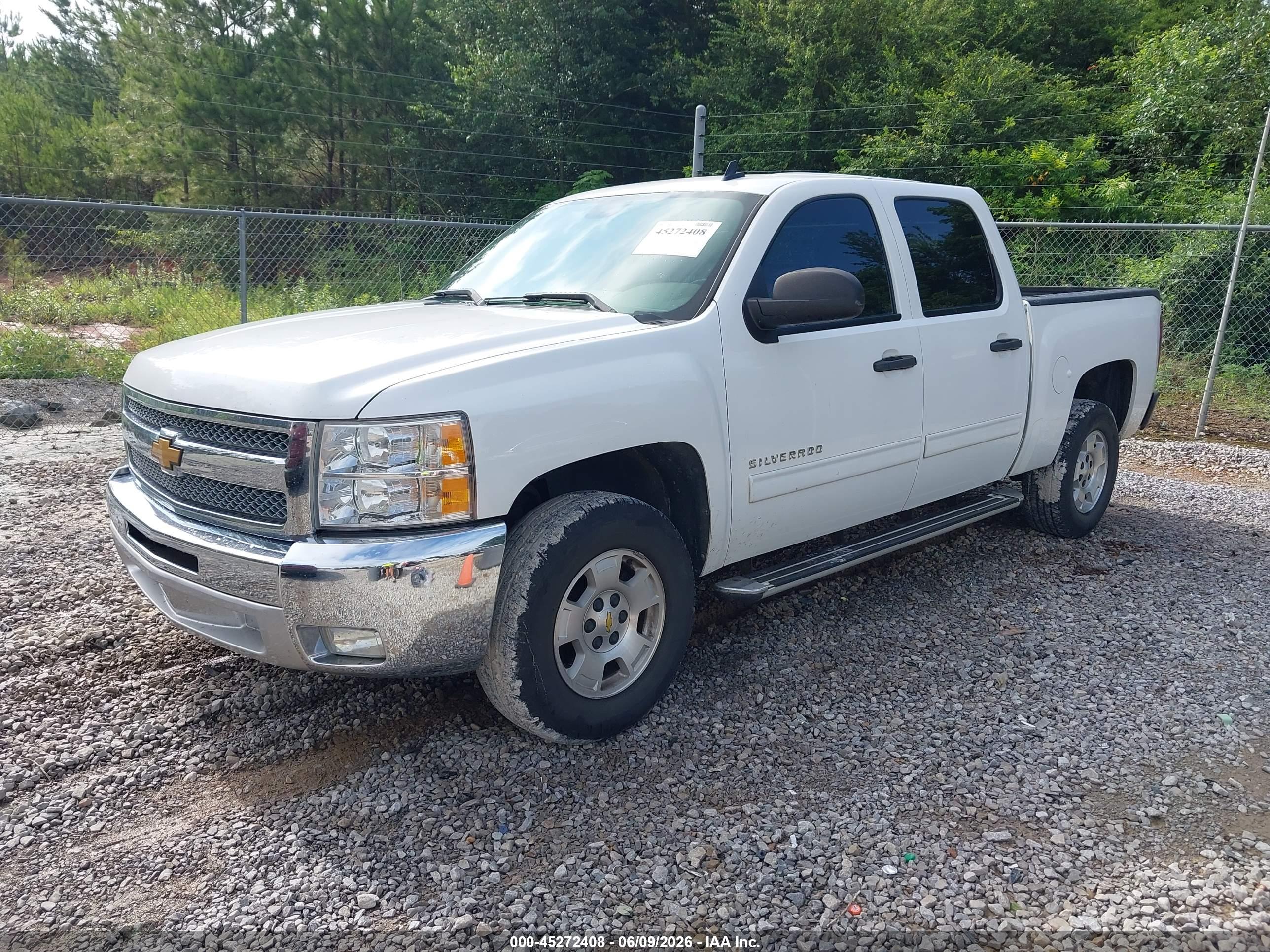 2013 CHEVROLET SILVERADO 1500 LT — I2