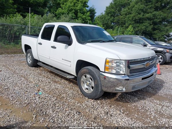2013 CHEVROLET SILVERADO 1500 LT — I1