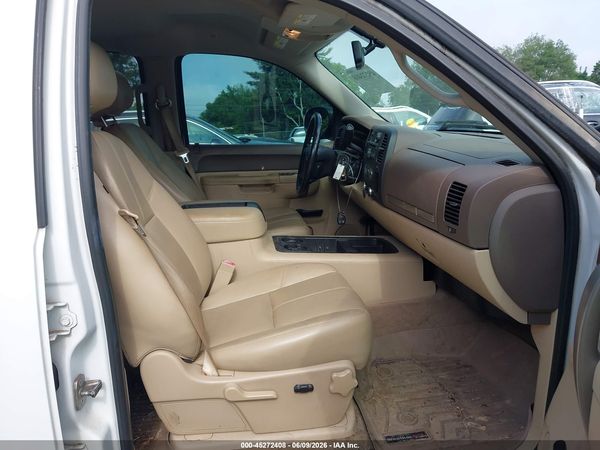 2013 CHEVROLET SILVERADO 1500 LT — I5