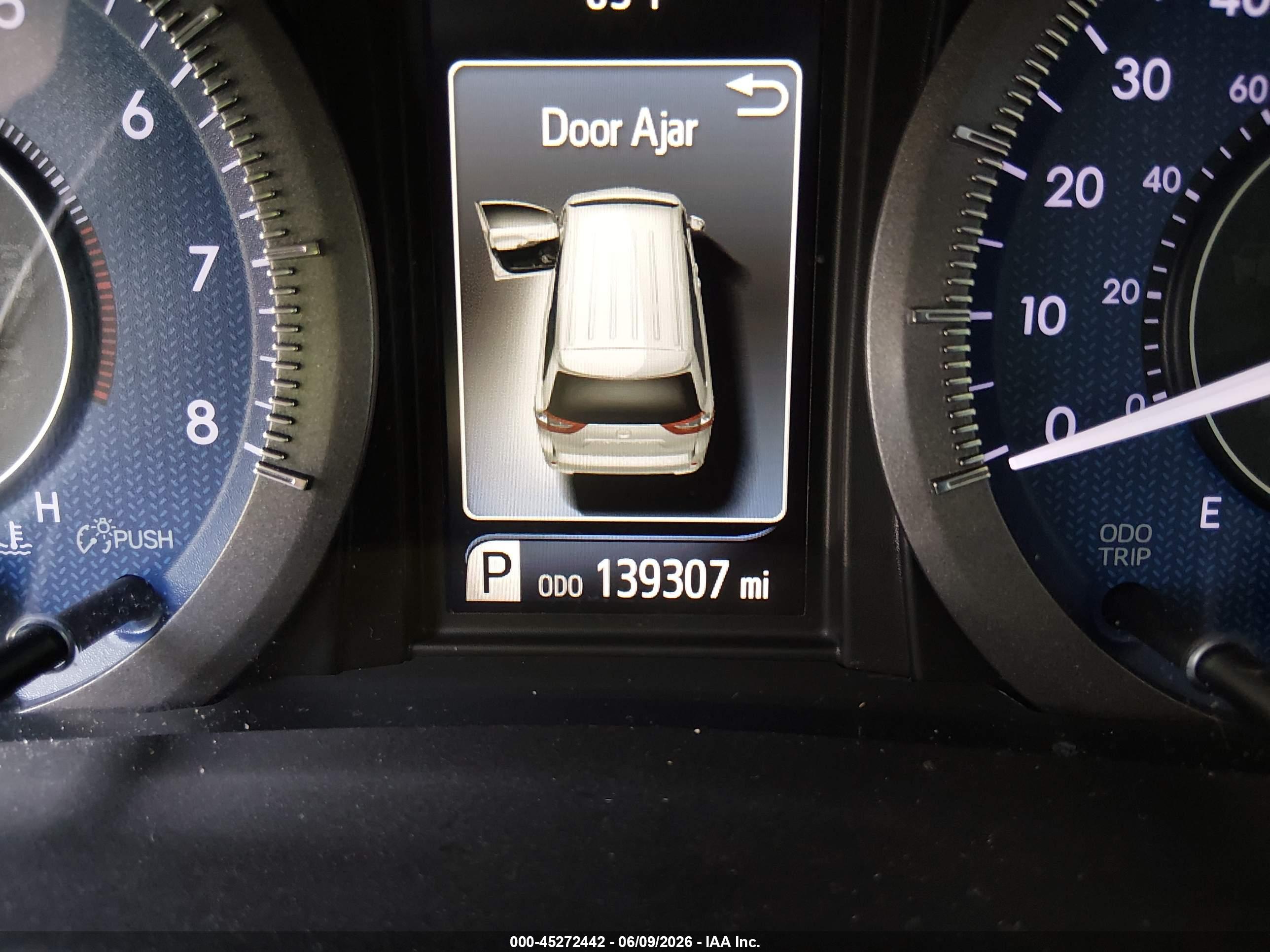 2015 TOYOTA SIENNA XLE 8 PASSENGER