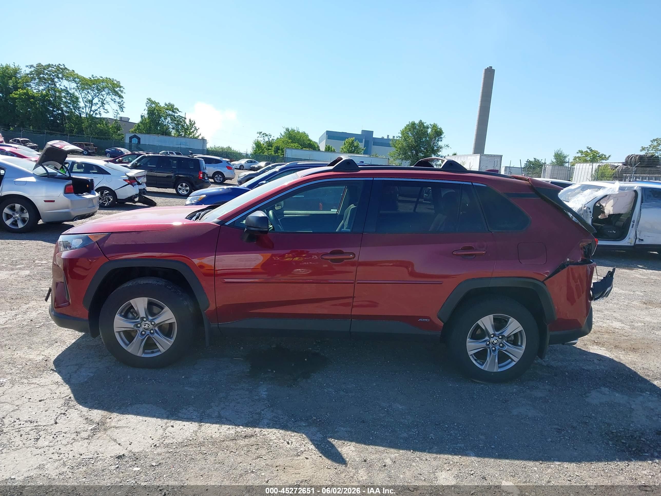 2022 TOYOTA RAV4 HYBRID LE
