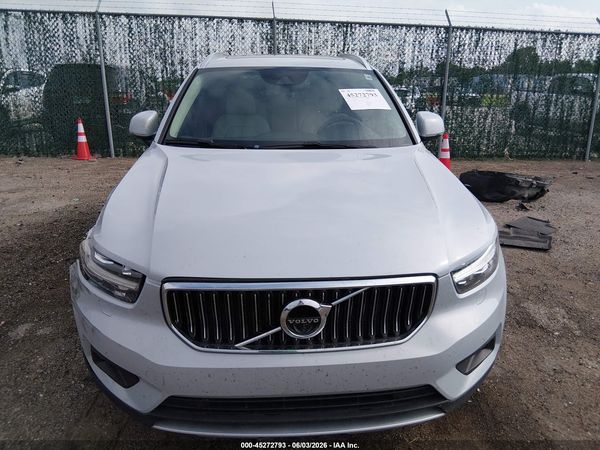 2021 VOLVO XC40 T5 INSCRIPTION