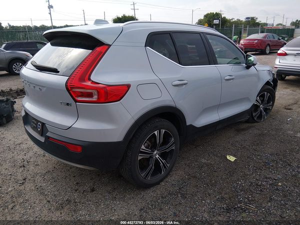 2021 VOLVO XC40 T5 INSCRIPTION