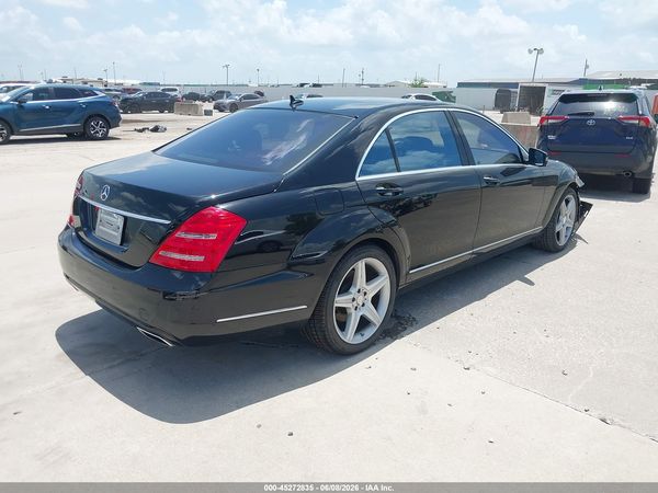 2013 MERCEDES-BENZ S 550 S550