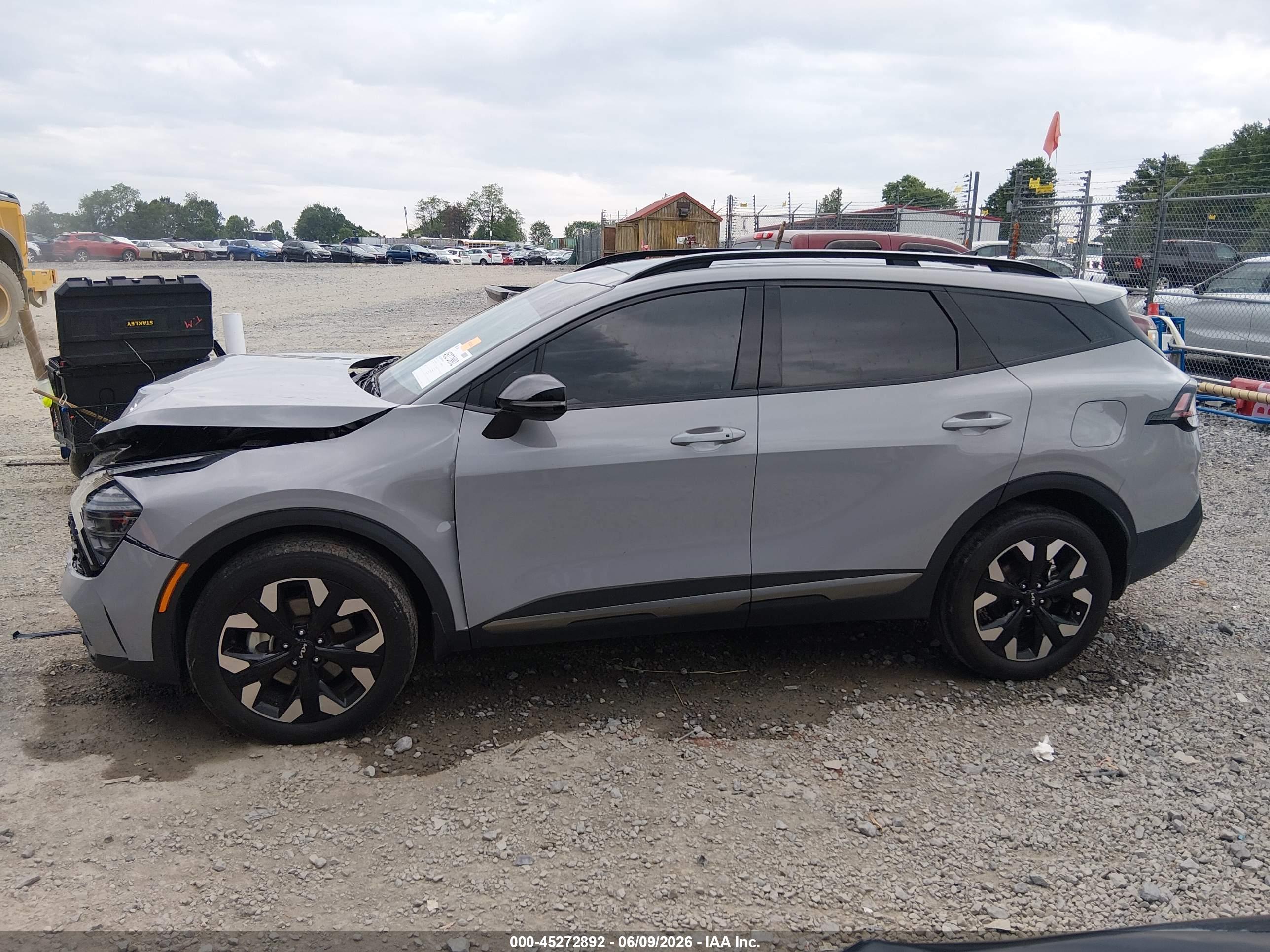 2024 KIA SPORTAGE X-LINE