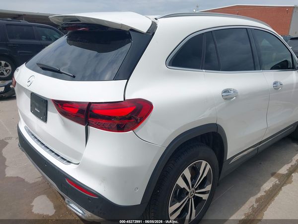 2024 MERCEDES-BENZ GLA 250 GLA250