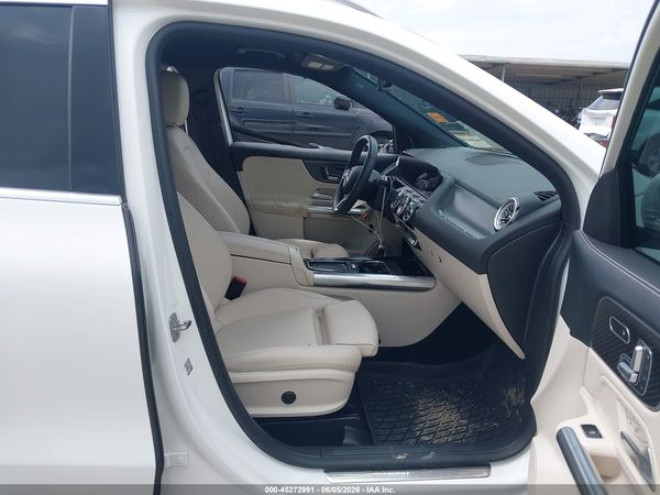 2024 MERCEDES-BENZ GLA 250 GLA250